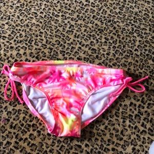 Hawaiian bikini bottoms